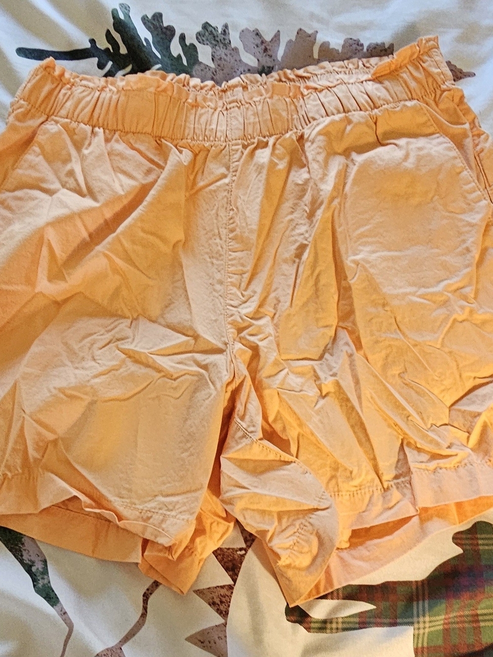 Old Navy High-Waist Peach Pull-On Shorts